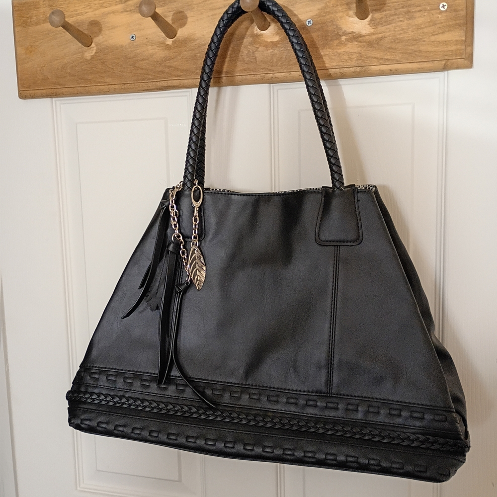 Large CATO Black Leatheresque Black Womens Purse Handback Feather Accents